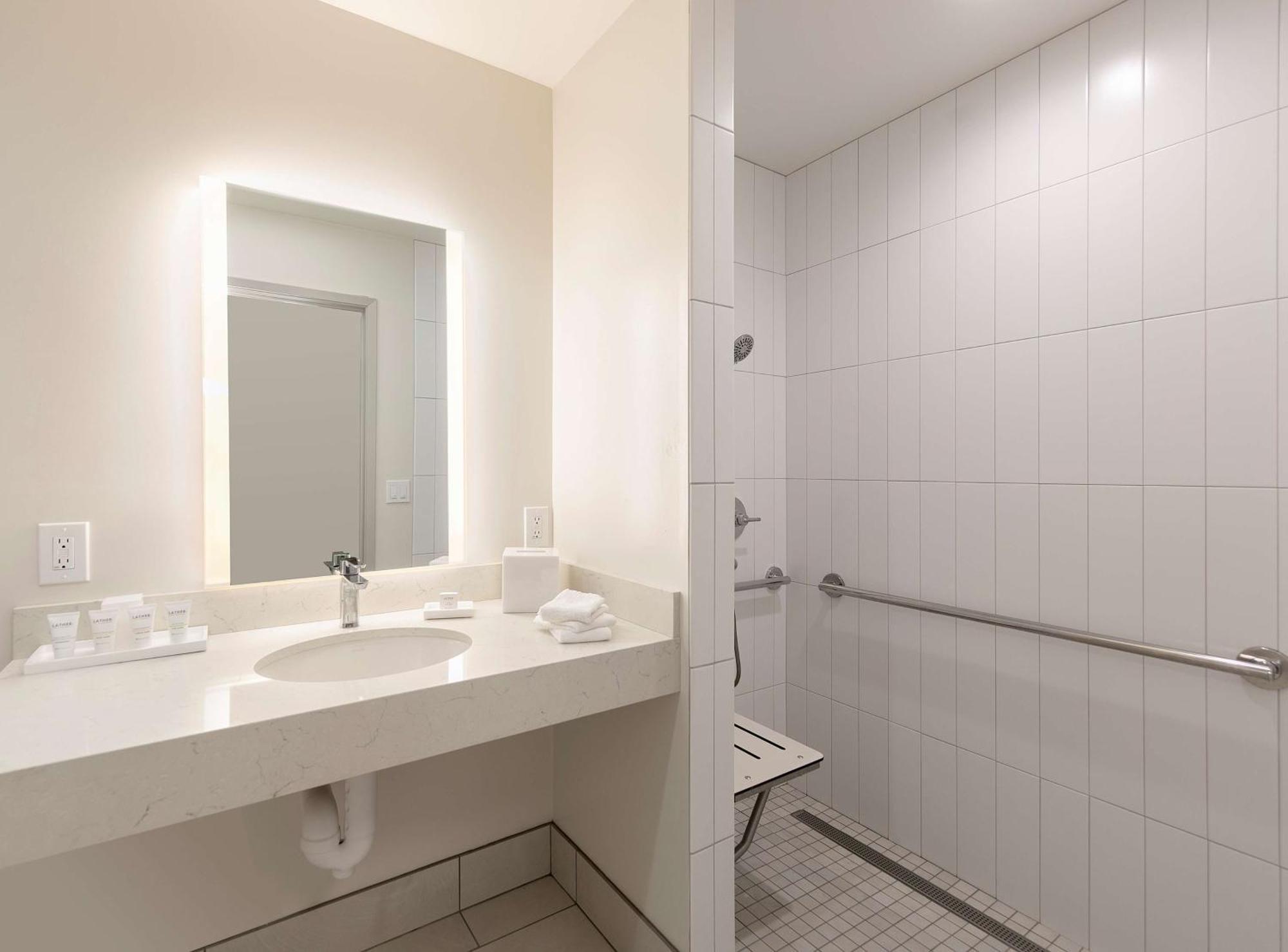 King Room with Tub - Mobility and Hearing Accessible